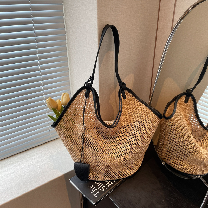 2025 New Summer Woven Bag Beach Vacation Straw Bag Large Capacity Texture Western Style Tote Bag Shoulder Bag Trendy 2025 New Summer Woven Bag Beach Vacation Straw Bag Large Capacity Texture Western Style Tote Bag Shoulder Bag Trendy