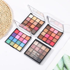 眼影;腮红、胭脂;蜜粉、散粉