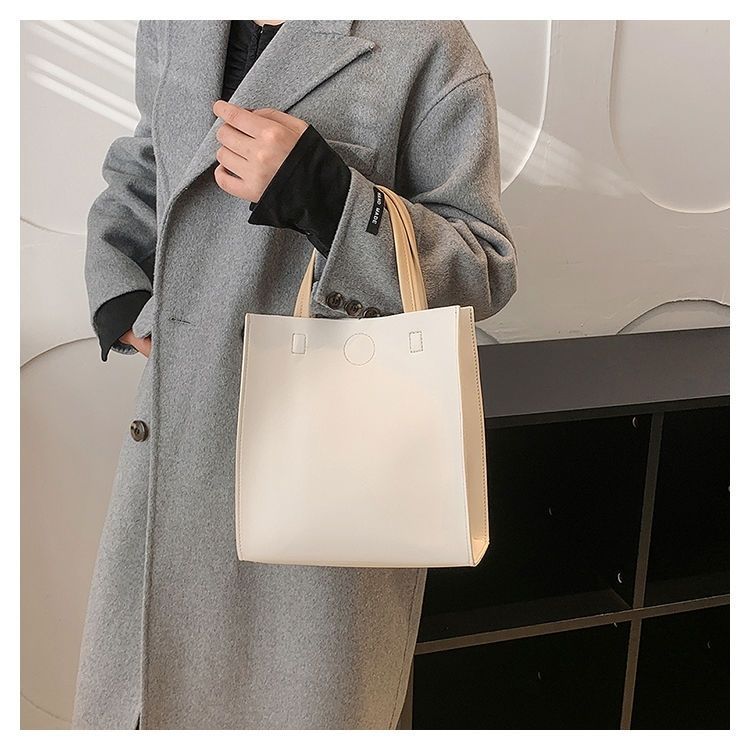 2024 New Bags Korean Version Versatile Commuting Bags Large Capacity Portable Tote Bag Temperament Popular Women’s Bag Vertical Style_voghion.com