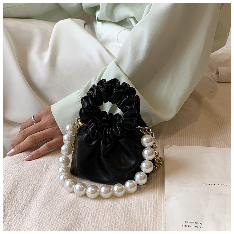 255g Weight Beading, Pearls Fashion Element Clasp Frame Closure Type Top Handle, Chain Strap Type Crossbody Bag Bags Type Casual, Daily, Shopping Occasion Pu Leather Material Solid Color Pattern All Seasons Season Kid'S Gender Cute Style Bucket Shape Kid'S Pu Leather Solid Color Cute Beading Pearls Bucket Clasp Frame Crossbody Bag 35
