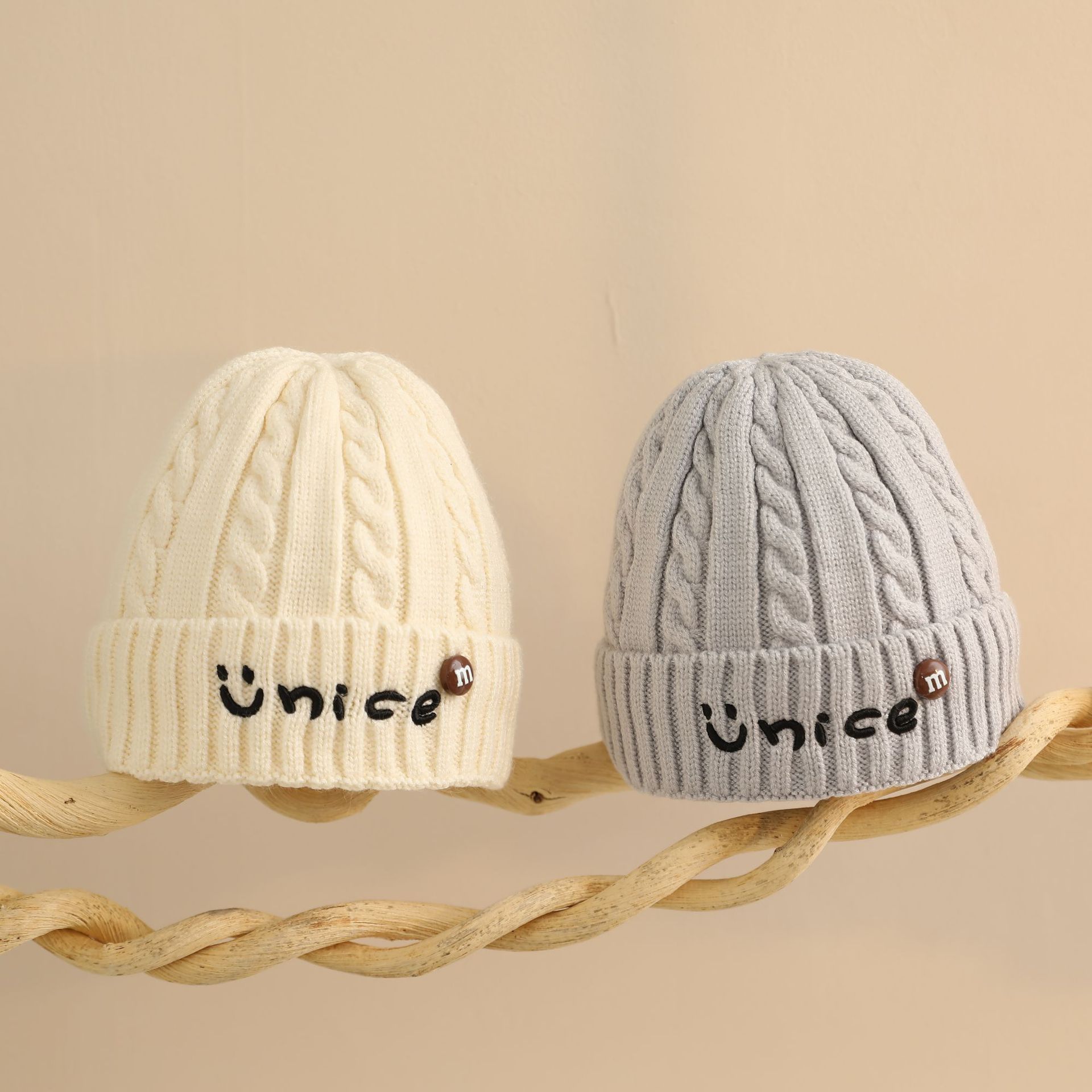 Sombreros para niños coreanos ins otoño invierno para niños letras sombreros de lana de punto para niñas oídos cálidos sombreros para bebés