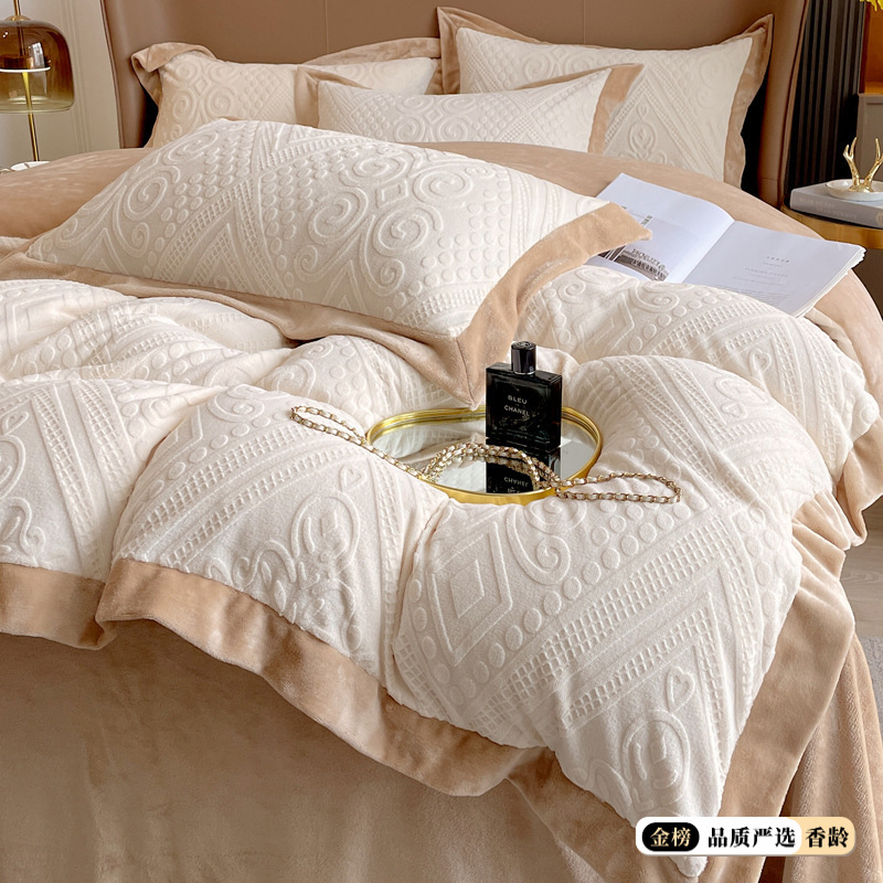 1688厳選連名A類冬5D彫刻牛乳パイル4点セット両面パイルシーツカバーが厚く保温されている