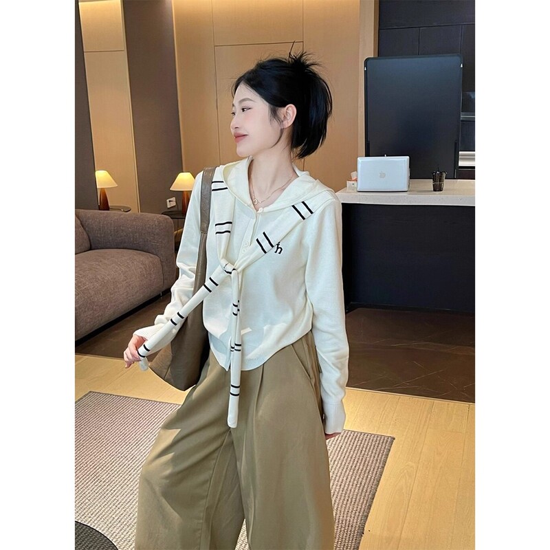 Knitted Sweater for Women 2025 Early Autumn New Style Splicing Hooded Lace-Up Contrasting Embroider Soft and Versatile Slimming Look Cardigan Top