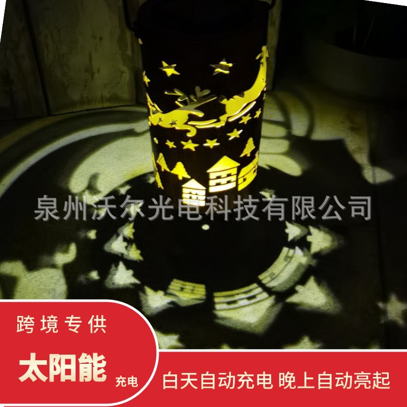 推荐亚马逊LED 圣诞小鹿雪花镂空太阳能手提灯IP65花园庭院装饰灯