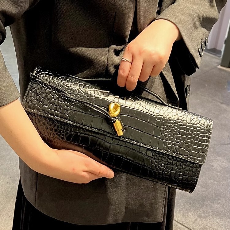 Genuine Leather Baguette Bag for Women 2025 New Handbag Armpit Bag High-End Single Shoulder Crossbody Small Bag Crocodile Pattern Mobile Phone Bag