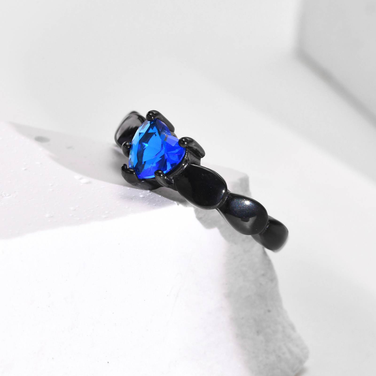 Simple Style Heart Shape Stainless Steel Rings Inlay Zircon Stainless Steel Rings display picture 10