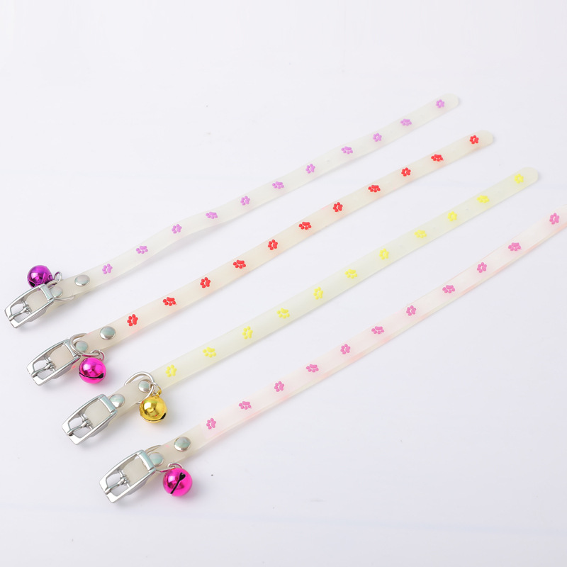 Collar para gatos Z Collar luminoso Collar para gatos Collar para gatos Huellas de silicona Collar para perros pequeños Collar para mascotas al por mayor