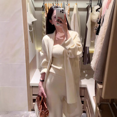 法式简约风高级感套装女2025秋冬新款开衫＋背心＋阔腿裤三件套
