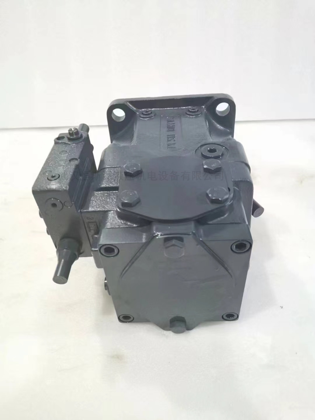 Rexrorh力士乐柱塞泵A11VLO260DR/11R-NSC12N00矿石机械补油泵