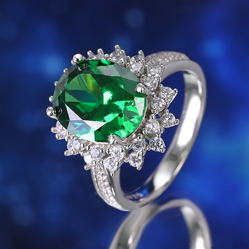 s925 full-body silver female ring Emerald gemstone cutting personality compact jewelry new design spot batch