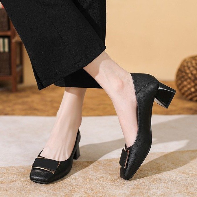 Zapatos de trabajo de mujeres negros 2025, nuevos zapatos de tacones altos de cuero suave, entrevistas de trabajo profesionales no cansados zapatos de mujer