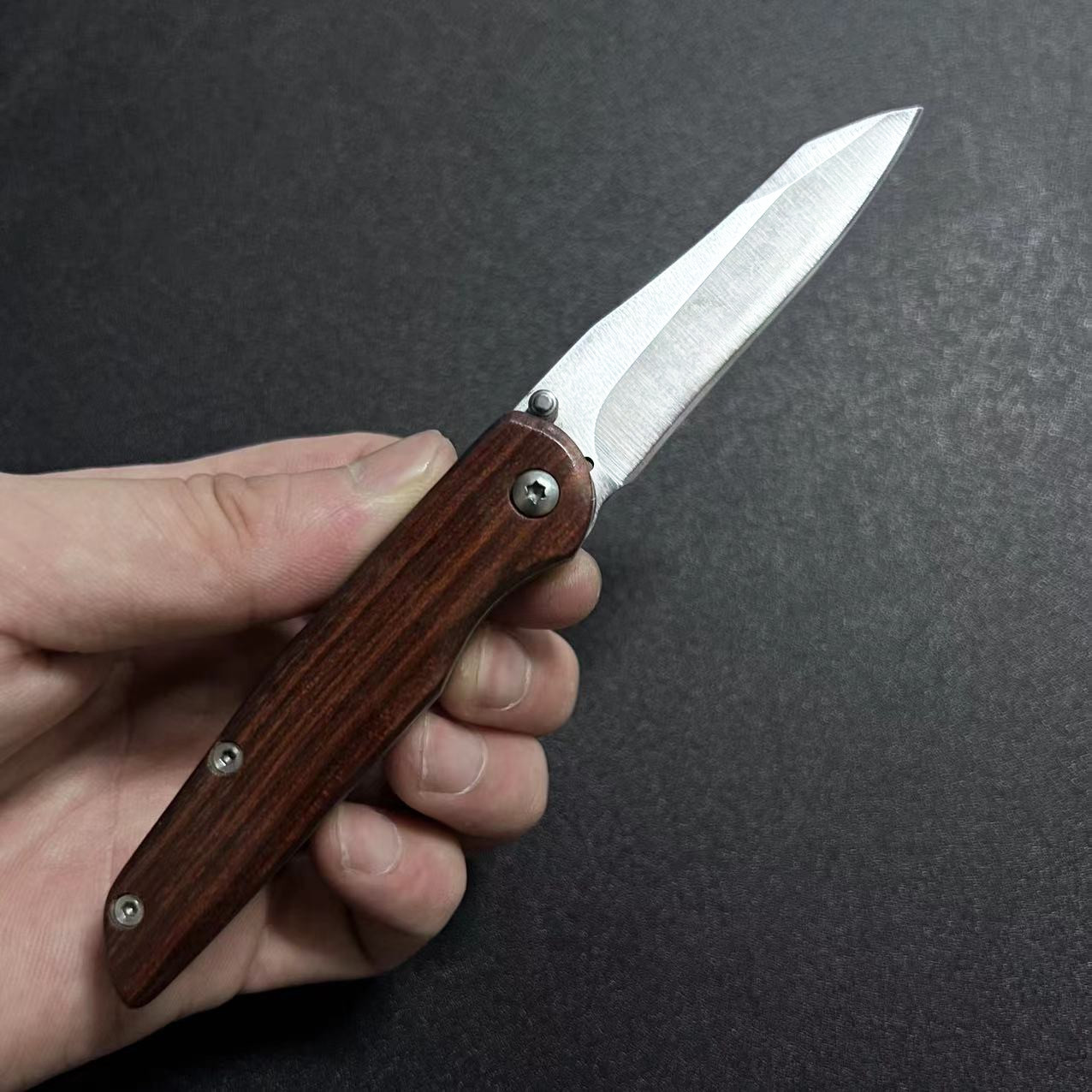 不锈钢折叠刀多用途小折刀野营战术口袋刀具花梨木柄户外迷你小刀