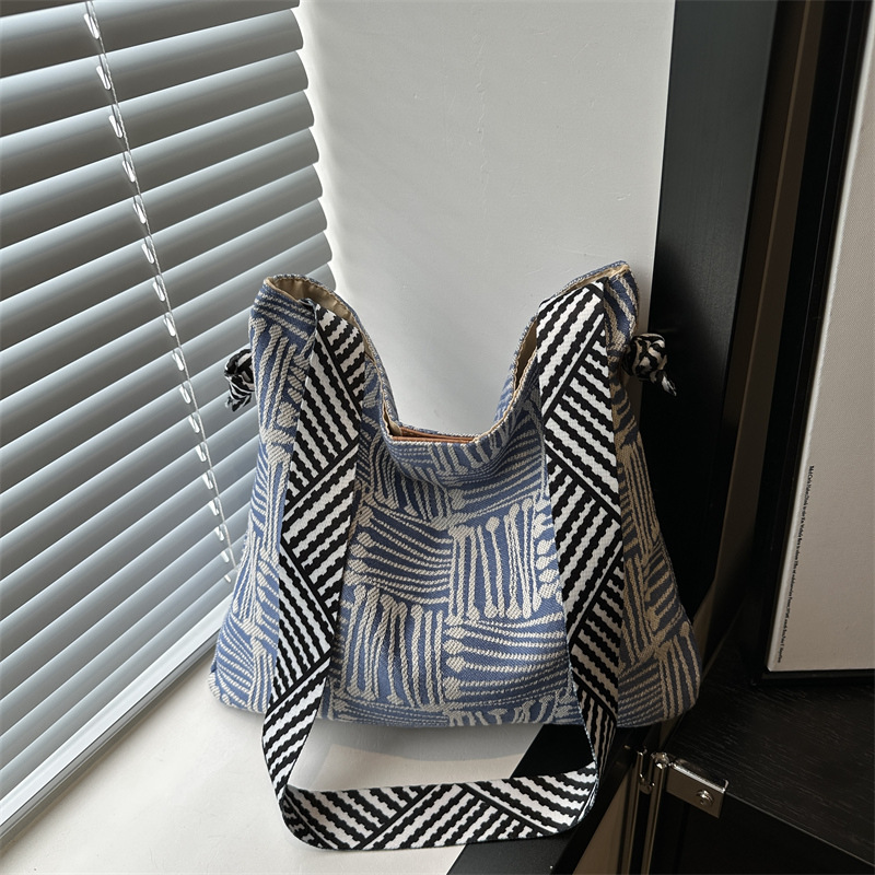 idle style wide shoulder strap plaid large capacity crossbody canvas bag 2024 new fashion all-match tote bag for women