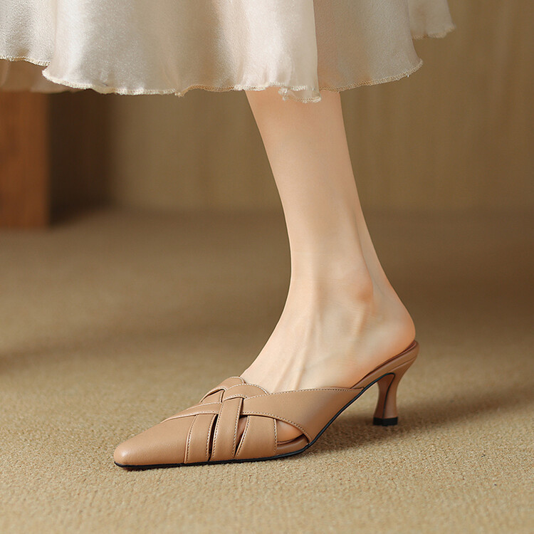 6cm Woven Thin Heel Mules with Silver Pointed Toe and Hollow Design, Versatile Genuine Leather Mid-Heel High Heels for Summer 6cm Woven Thin Heel Mules with Silver Pointed Toe and Hollow Design, Versatile Genuine Leather Mid-Heel High Heels for Summer