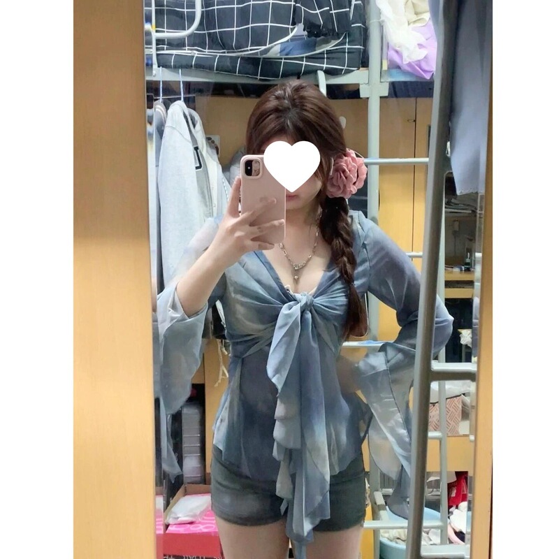 Hong Kong Style Pure Desire Gradient Tie-Dye Shirt for Women Summer French Ruffled Ribbon Top with Bell Sleeves Hong Kong Style Pure Desire Gradient Tie-Dye Shirt for Women Summer French Ruffled Ribbon Top with Bell Sleeves