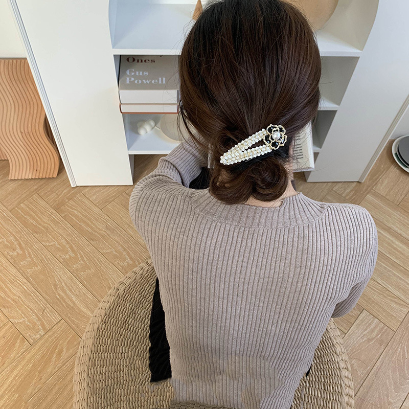 Grampo de cabelo de camélia humano flor rica preto e branco estilo perfumado BB clipe acessórios de cabelo coreanos grampo de cabelo lateral_voghion.com