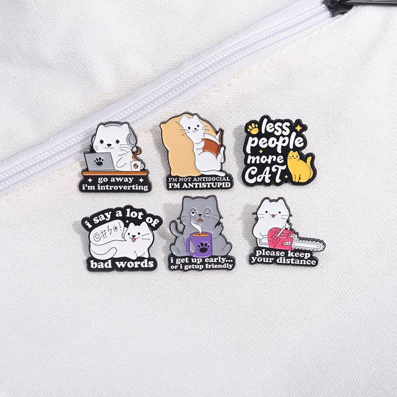 All Seasons Season Cute Pin Letter Cat Alloy Stoving Varnish Unisex Brooches