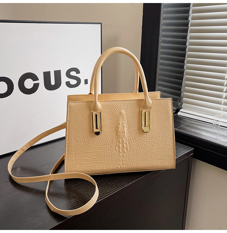 Bolso de mano transfronterizo para mujer 2024 nuevo patrón de cocodrilo de primavera bolso de mensajero de textura occidental de moda bolso de viaje de ocio