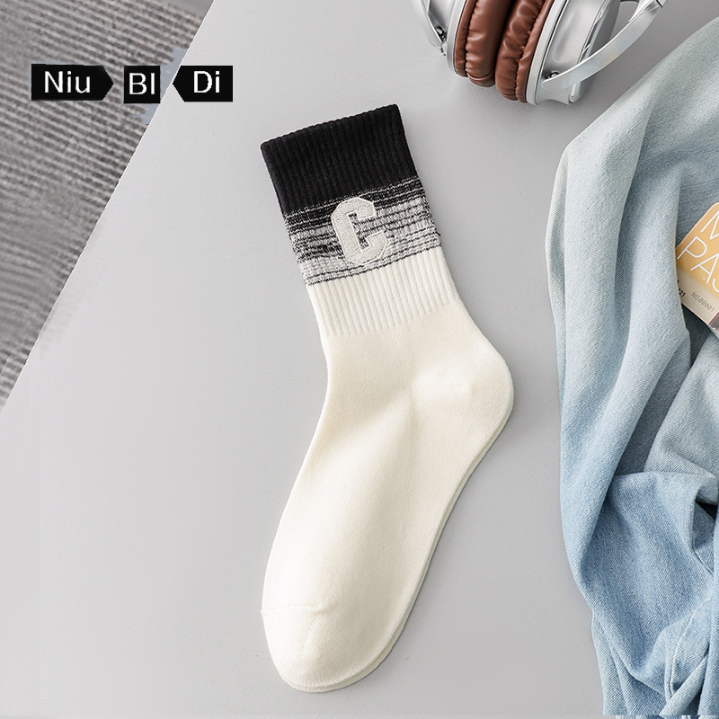 새로운 큰 C 자수 (1 쌍 흑백)