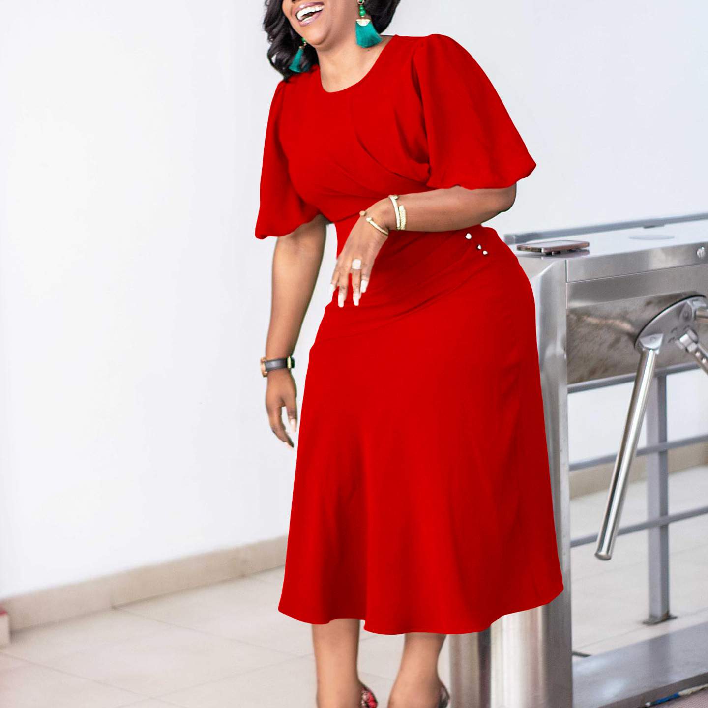 Round Neck Neckline Slim Fit Type Wholesale Women'S Elegant Button Solid Color Banquet Round Neck Half Sleeve Sheath Dress