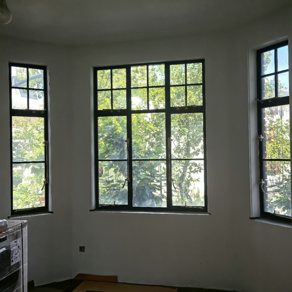 系统钢窗密封隔音 中空玻璃钢窗 法式老洋房功能钢窗