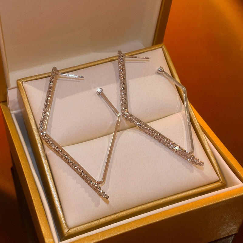 O1CN0183yZI41b3pLpetoPE_!!2208