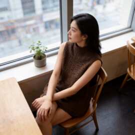 折扣捡漏慵懒风针织衫上衣咖色镂空马甲毛衣女2024秋冬季简约百搭