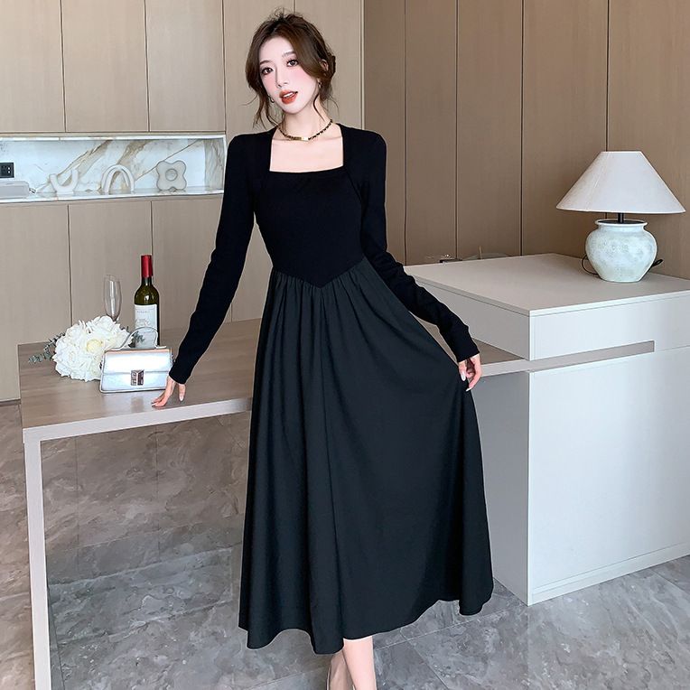 Black Square collar long sleeve knitted dress women's autumn and winter design French style inner waist slimming midi dress