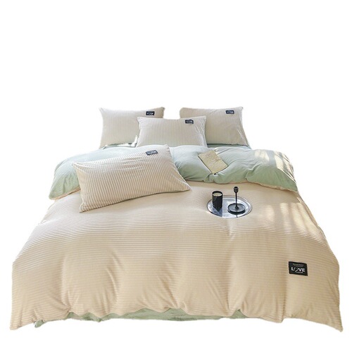 Flannel Four-Piece Set Winter Milk Velvet Coral Velvet Double-Sided Quilted Comforter with Magic Crystal Velvet Bed Sheet Three-Piece Set