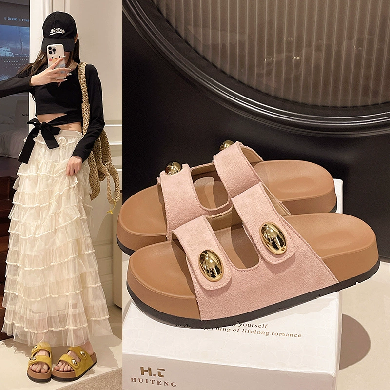 Женские уличные тапочки на толстой подошве, увеличивающие рост, лето 2025, новый элитный стиль с юбкой, нескользящие дышащие пляжные сандалии, модные тапочки