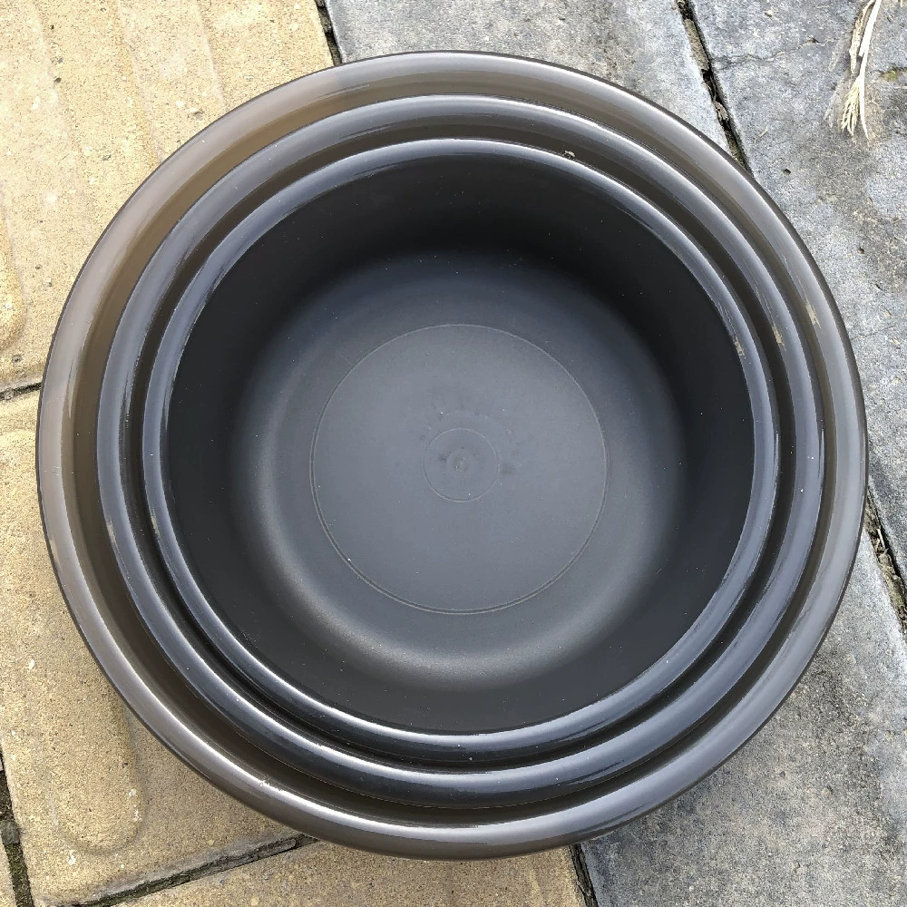 Пластиковая кастрюля с приманкой из трех частей