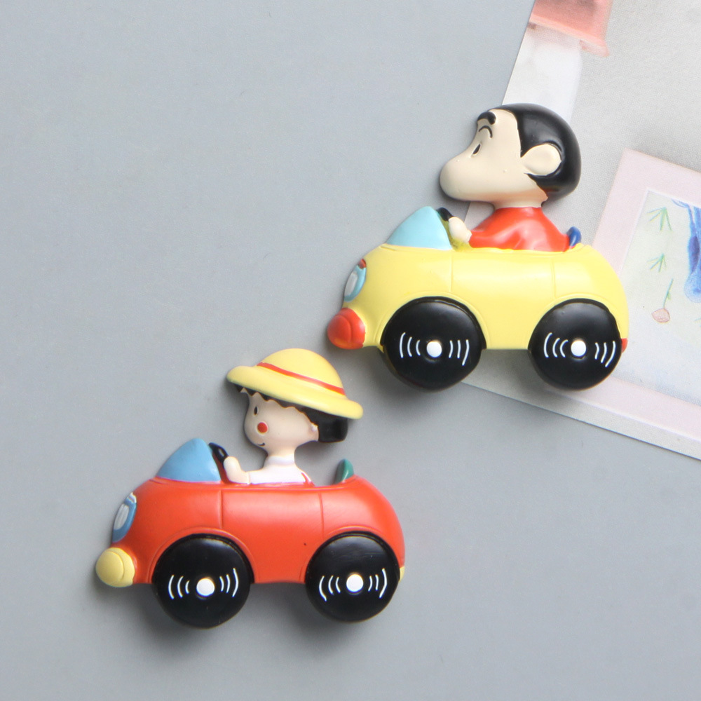 2款開小車款小生萌妹子立體辦創意磁扣冰箱貼吸磁貼手機殼素材