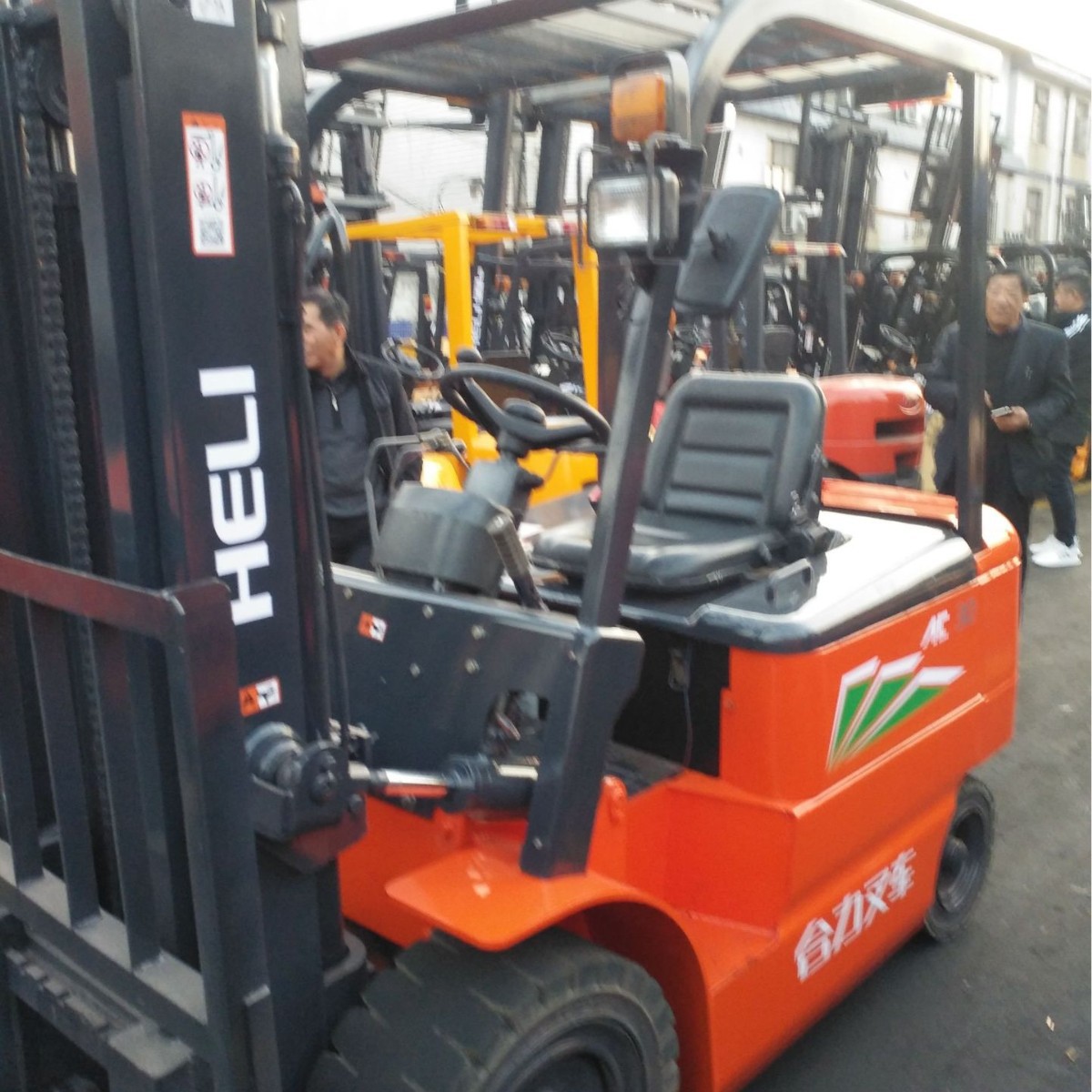 全电动叉车 1.5吨2吨交直流电瓶叉车 货物堆高叉车