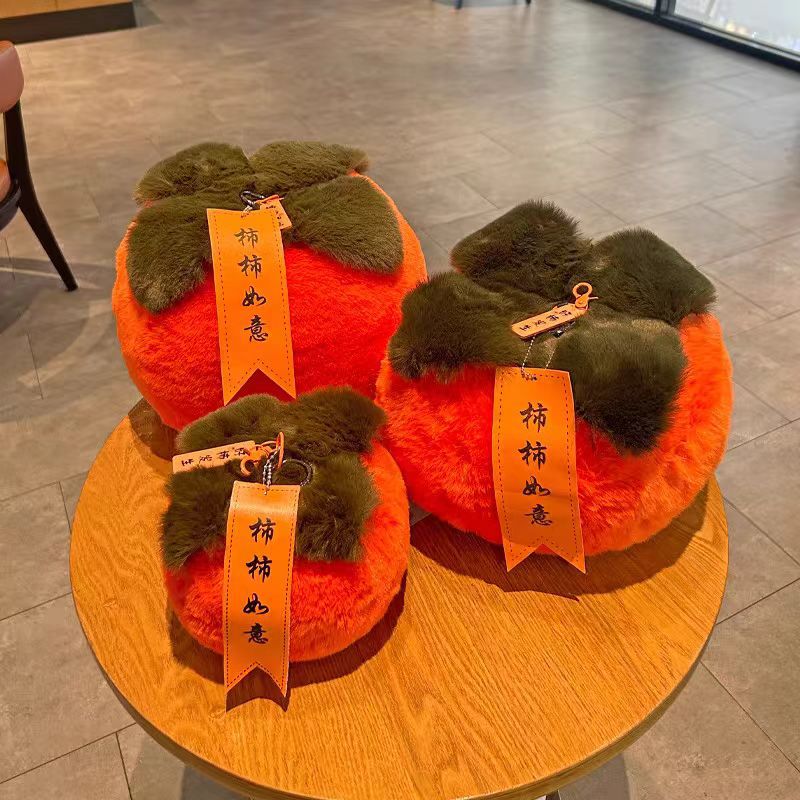 Red celebrity con caqui almohada muñeca de peluche muñeca regalo creativo para el hogar decoración adorable decoración del automóvil