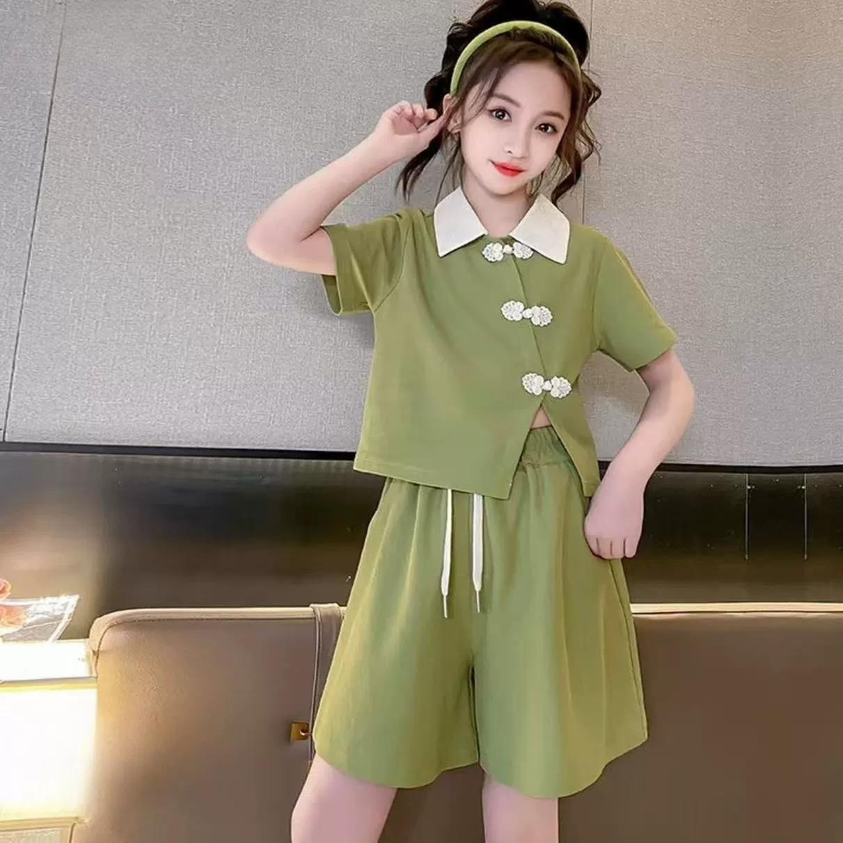 Детский летний костюм для девочек 2025 года, новый стиль китайской одежды, универсальный двухкомпонентный комплект с пряжкой-диском для детей среднего и старшего возраста