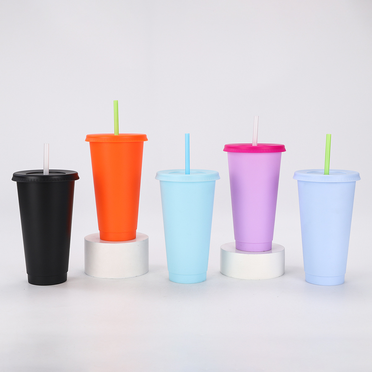 Transfronterizos de suministro directo de color sólido color PP material taza de bebida directa alta capacidad de 24oz taza de paja de plástico