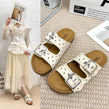 ��aŮЬ41-43�͹Ų��c���һ����Ů�����⴩���e��߅ɳ������Ь