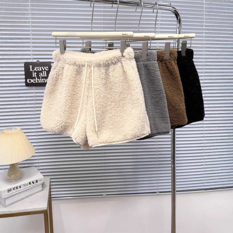 Loose Waist Imitation Lamb Wool Wide-leg Pants Casual Women's New All-match Thickened Drawstring A- shape Shorts 9292