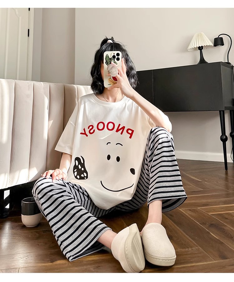 흰색 스누피 검은색 줄무늬 바지 짧고 길다