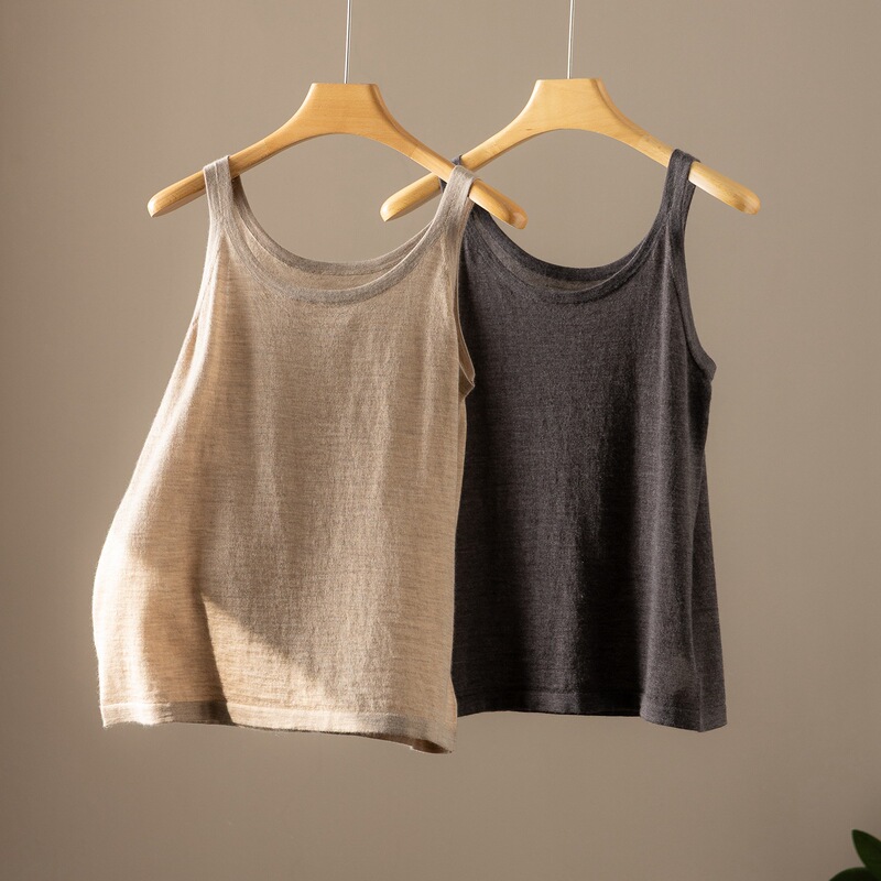 80-Count Fine-Spun 100% Cashmere Camisole, U-Neck Loose-Fitting Thin Knit Undershirt