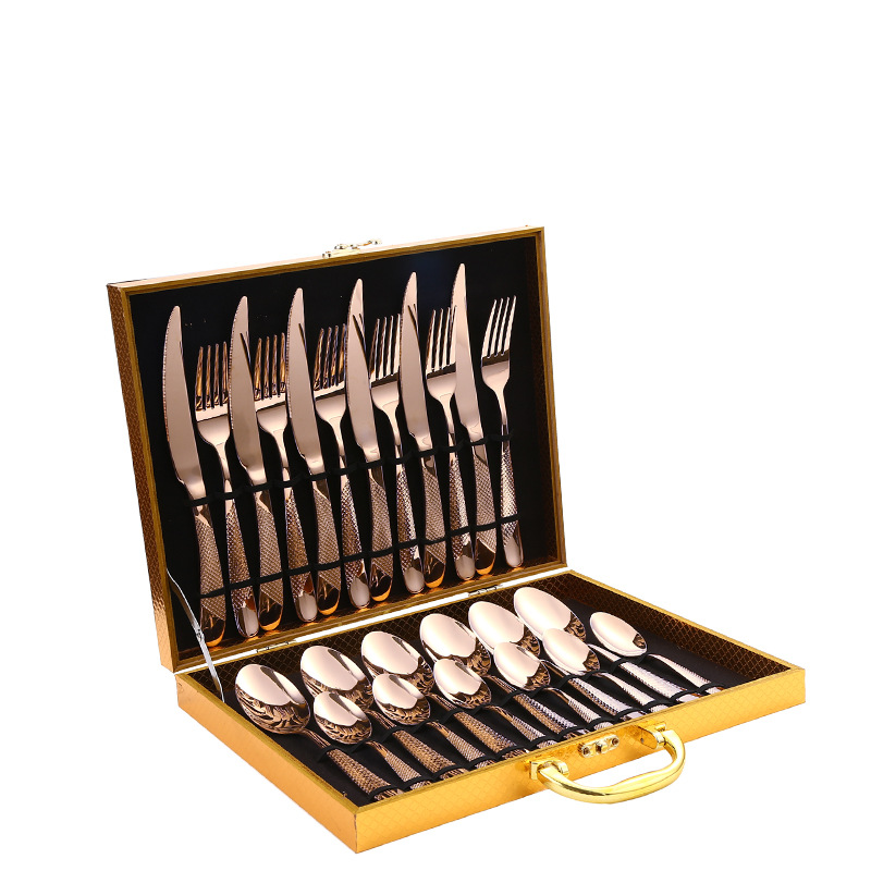 Amazon TikTok vajilla de acero inoxidable 24 piezas traje estrella diamante cuatro piezas principales cuchillo de comida occidental, tenedor y cuchara caja de regalo de oro