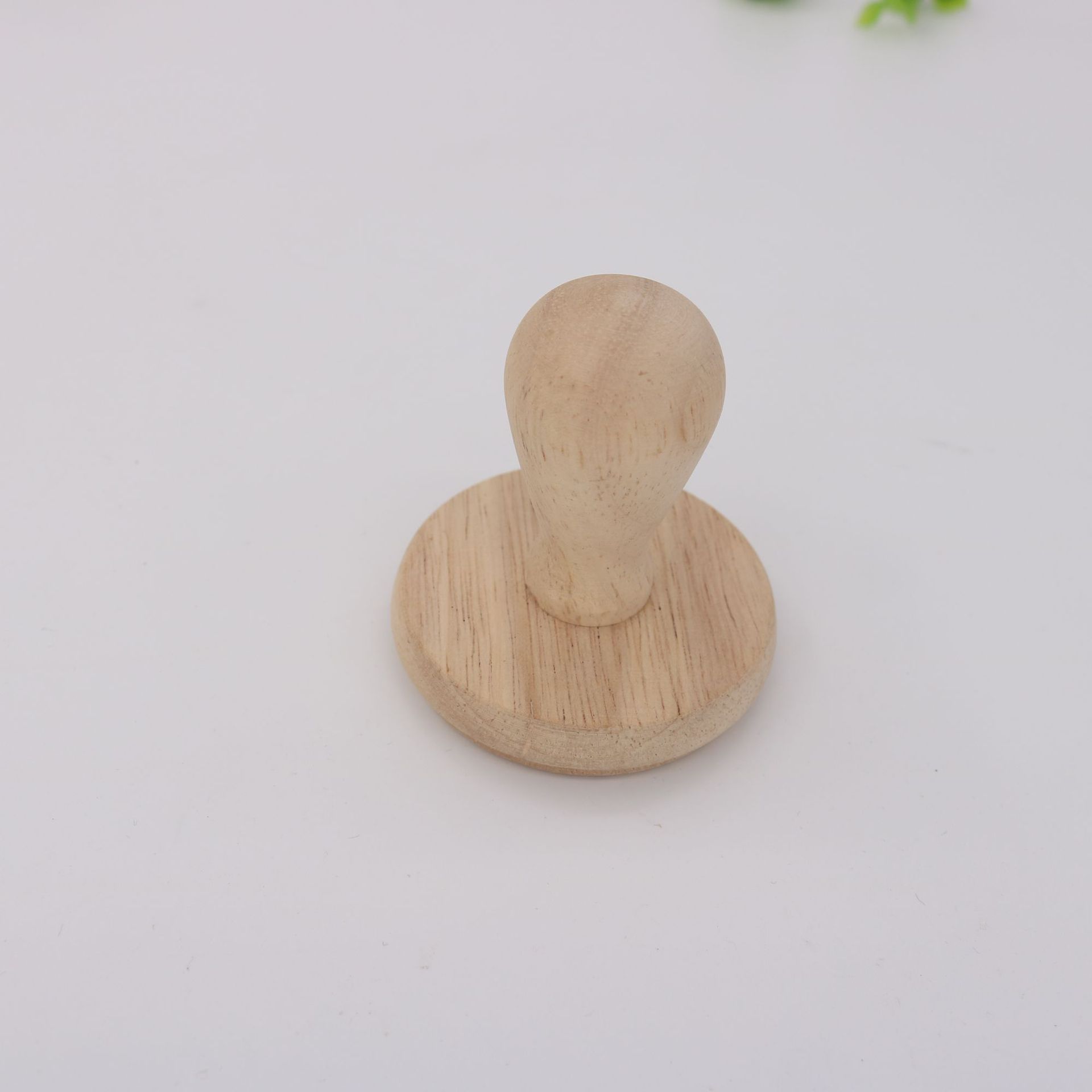 Silicone seal, round toy