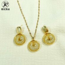 �¿��U�ս�z�W�Ʒ�月AȦ���Ů�p�ݕr�аٴ�߼���������b