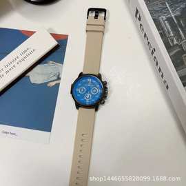 新款石英针扣时尚螺旋表面普通指针圆形硅胶手表特价批发
