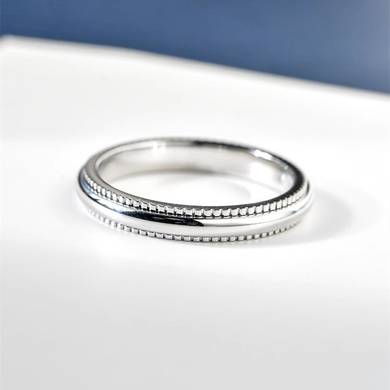 2025 New Simple Plain Ring Women's Fashion Engagement Ring European and American Cross-Border Normcore Jewelry Popular Hot Style