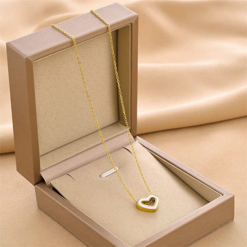 Plating, Hollow Out, Inlay Design Fashion Style Fashion Heart Shape Titanium Steel Plating Hollow Out Inlay Shell Necklace 1 Piece