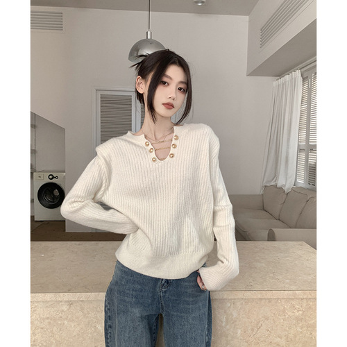 Autumn/Winter Korean Style V-Neck Unique Lace Chain Hoodless Design Women's Long Sleeve Knitted Cardigan
