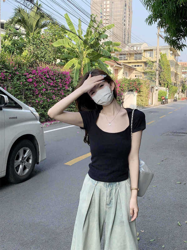 雰囲気のあるスクエアネック半袖レディース2025夏Tシャツシックなニットセーター純粋な欲望スタイルタイトフィット痩身ボトムストップ|undefined