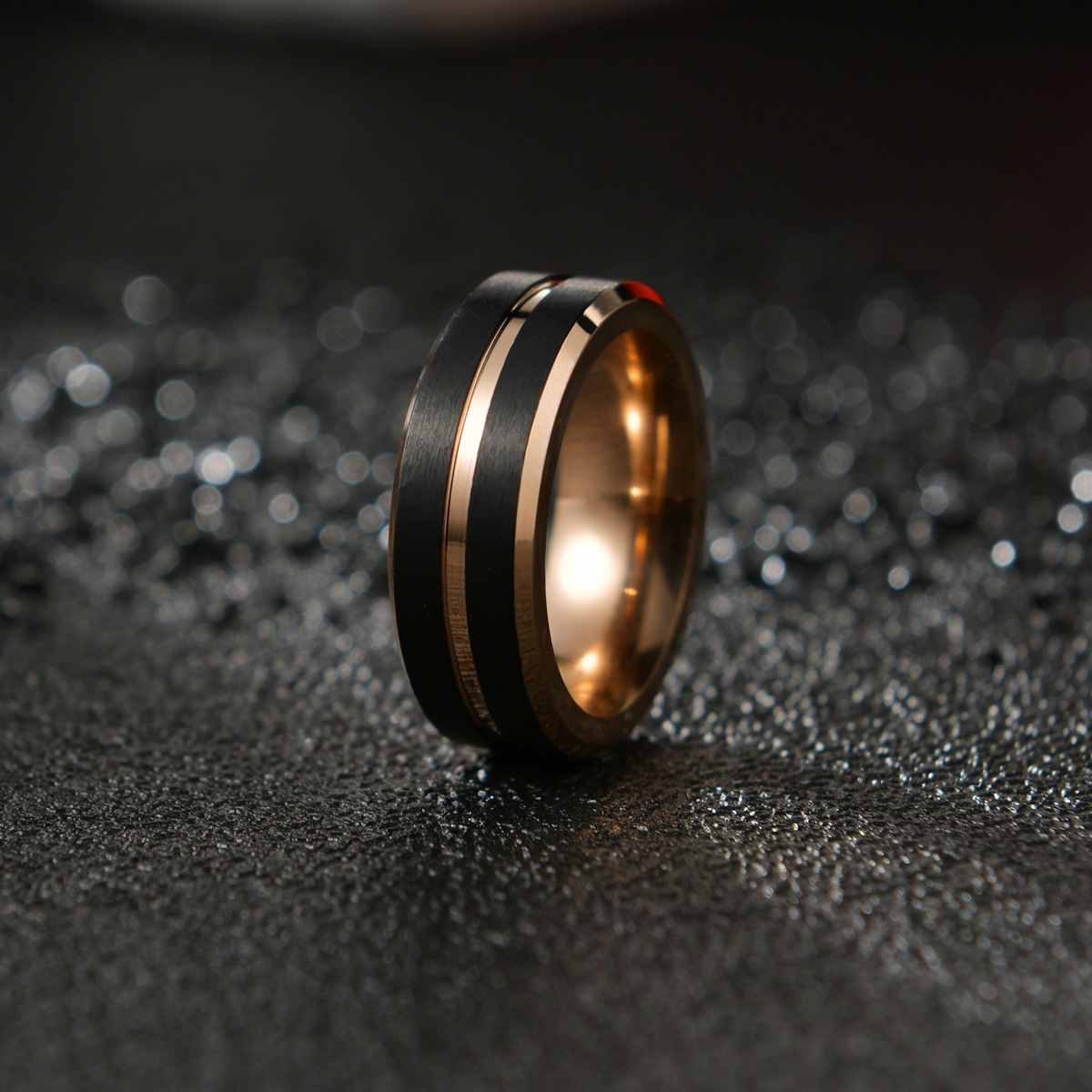 Fashion Rose Gold Black Tungsten Steel Ring display picture 2
