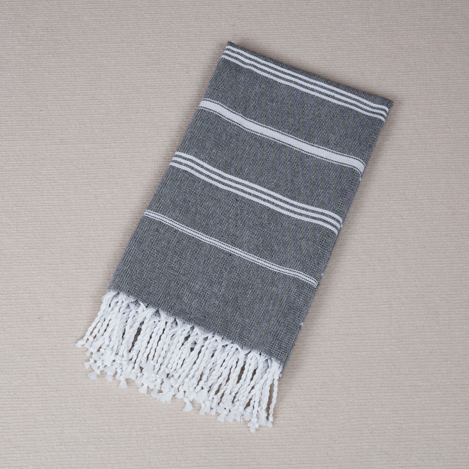 Horizontal striped beach towel black